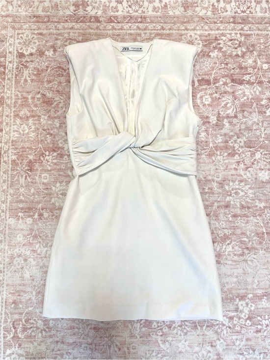Zara Dresses & Skirts - ZARA 🤍 Twist V Neck Mini Dress